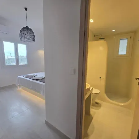 Villa Magia's Naousa (Paros)