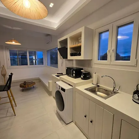 Villa Magia's Naousa (Paros)