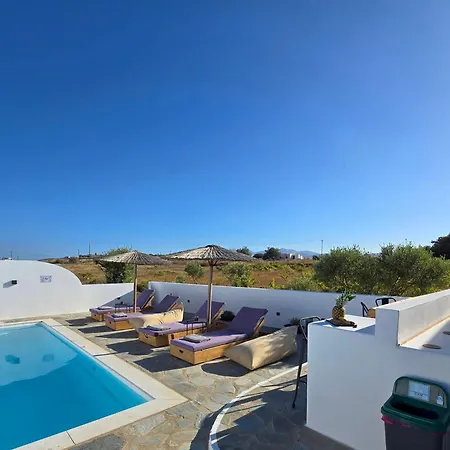 Villa Magia's Naousa (Paros)